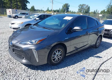 2019 Toyota Prius Xle z USA, uszkodzony, nr VIN JTDL9RFU8K3003103